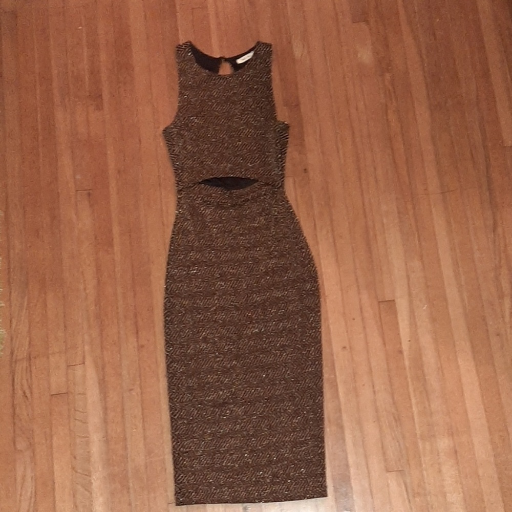 VOXX New York gold and black fitted dress